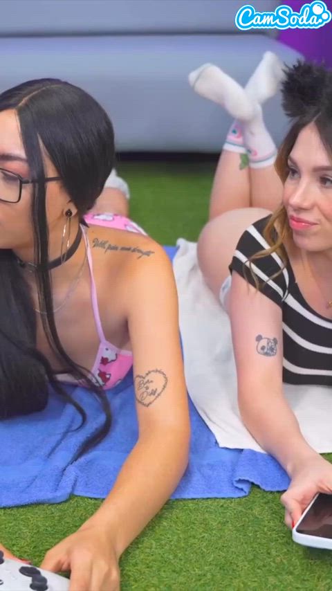 Hot Latina Gamer Girl Gets Fucked And Rides Huge Cock While Playing (