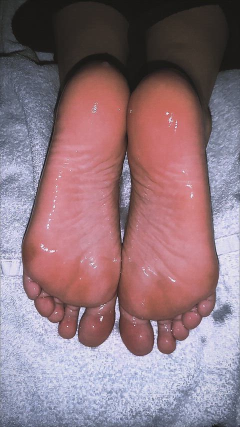 Oily Soles - DM