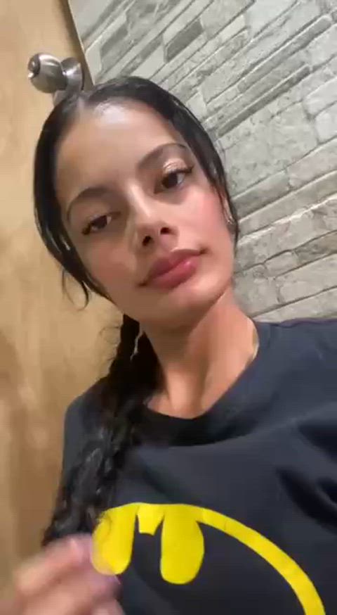 I still feel pretty, even with a natural face.