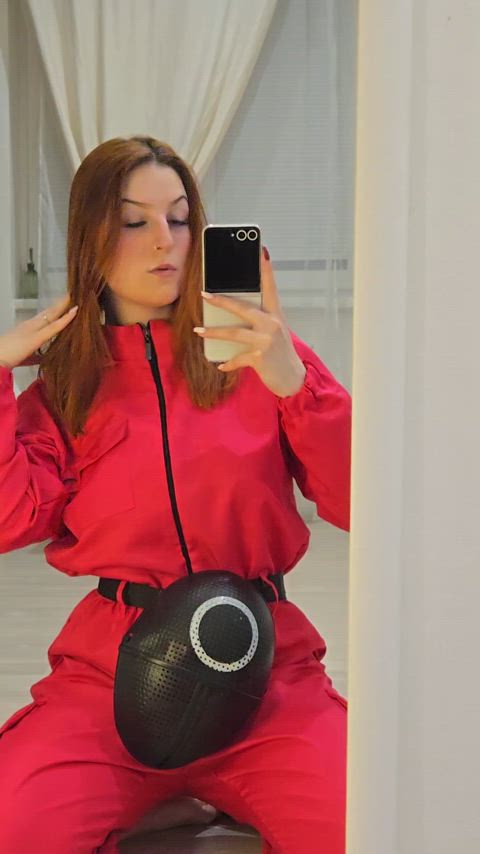 Jak se ti to líbí?🤭 Celé video právě teď nahrávám na svůj onlyfans.🤫🥵💦 Tak neváhej a využij slevu 50% přes odkaz v komentáři.😈❤️