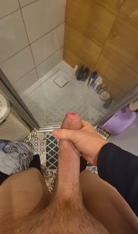 Lenght, girth or the way it cum?