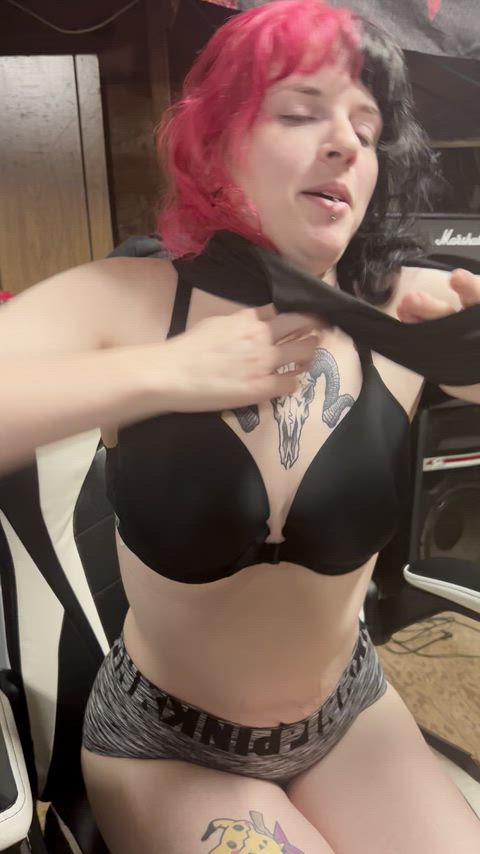 Stripping and smoking in the garage after a night out <3
