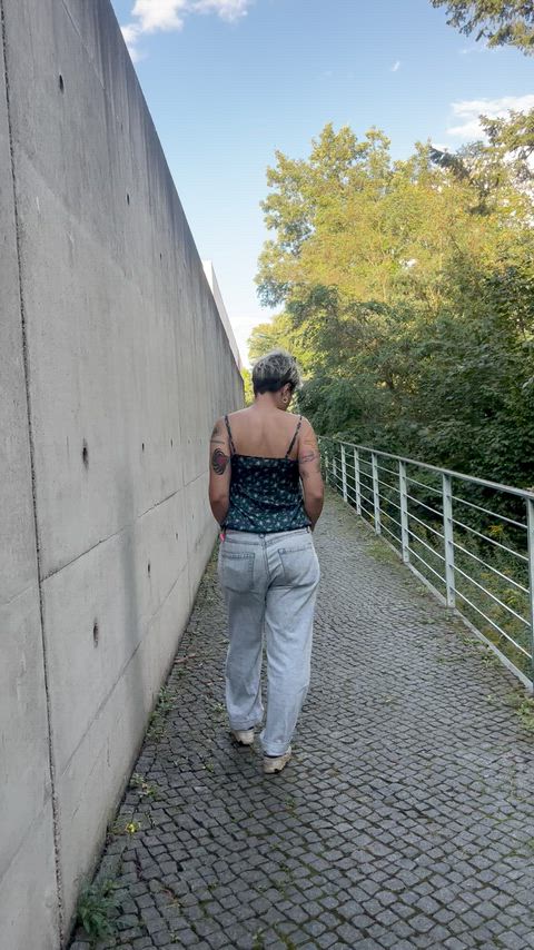 just showing myself to strangers