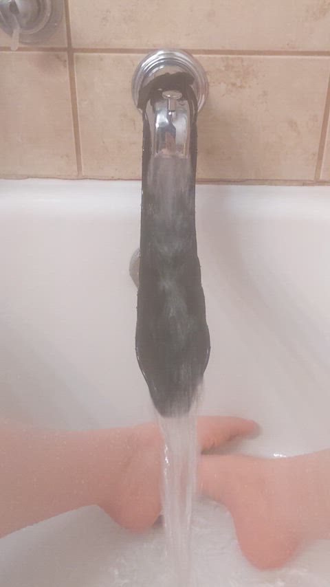 Bought a faucet adapter, I'm still deciding if I like it or not ⛲