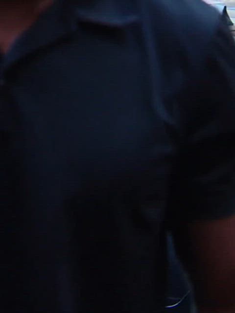 Kim's nipple pokies in S9