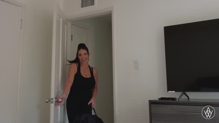 Why is she soo damn perfect?