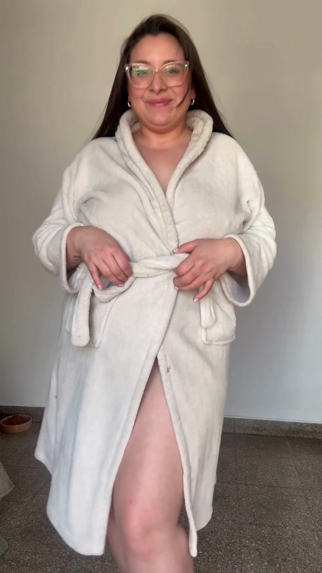 any older men who'd fuck a chubby girl like me?