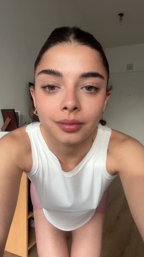 Only way in is to tear it open, so tight!