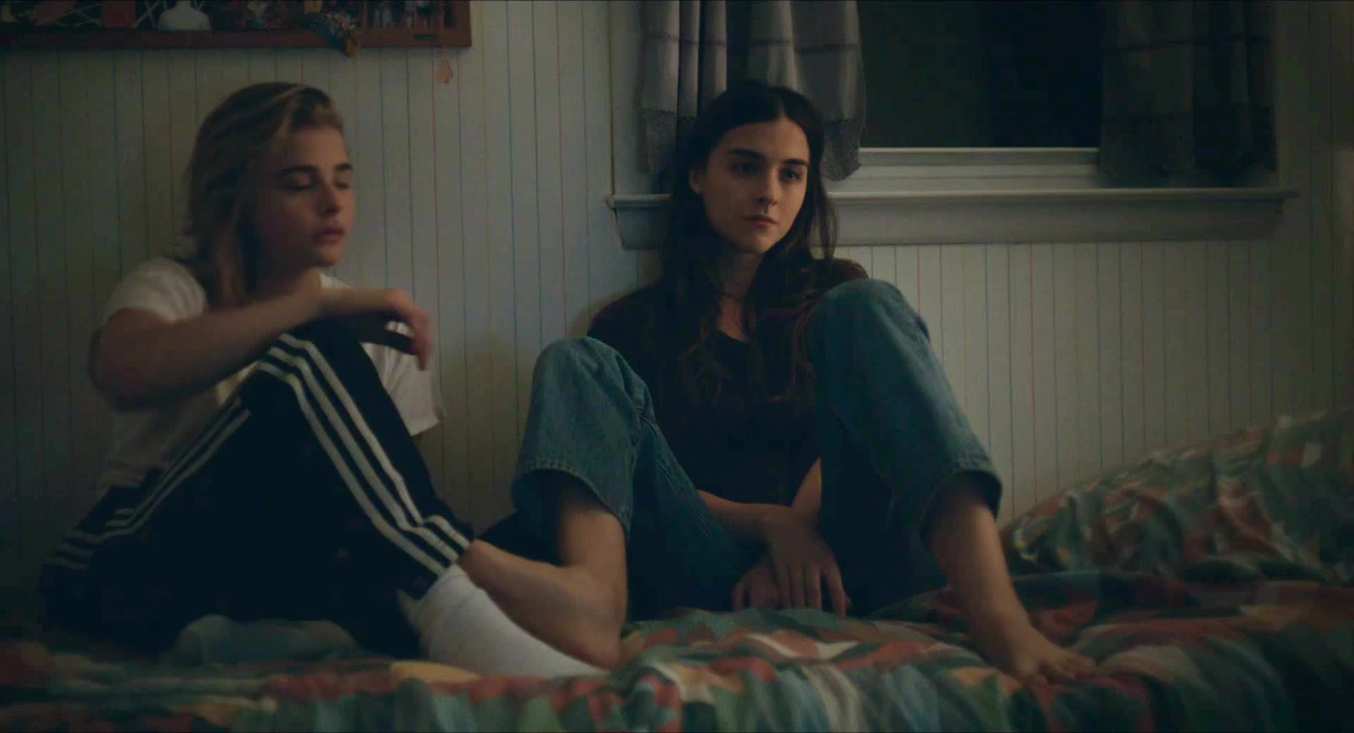 You ever dream of Chloe Grace Moretz passionately lesbian kissing some chick? Well, here it is