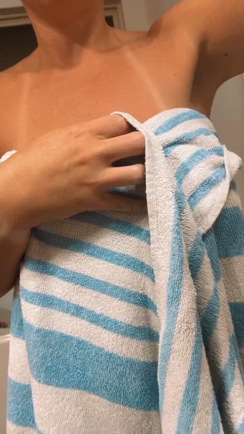 Oh no I dropped my towel!