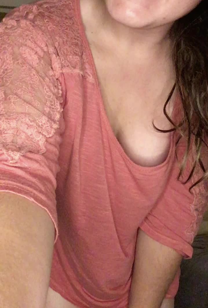 I’d much rather sext with you than do my work. Will you help me procrastinate? panties, sexting, pics/vids, gfe. Dm me for my panty drawer! Kik: play_with_kate