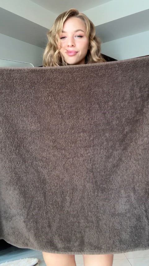 Im too cute for you to not suck my nipples