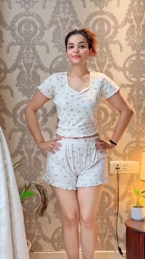 Neha Chauhan Navel