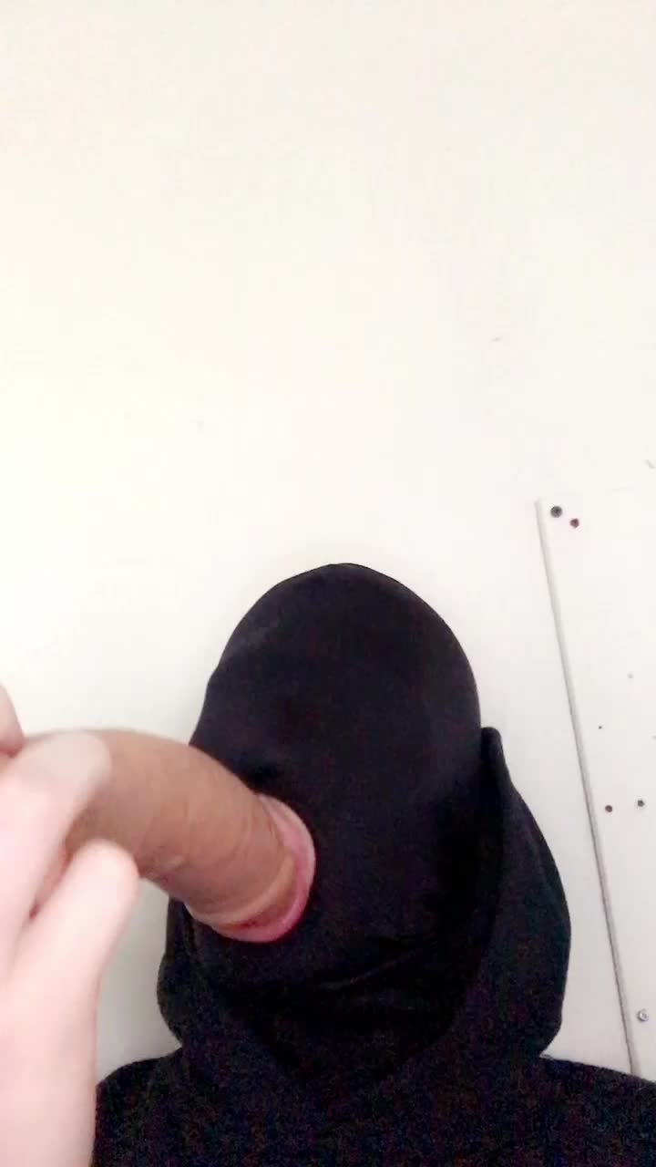 Do you like it sloppy daddy 🥺💦