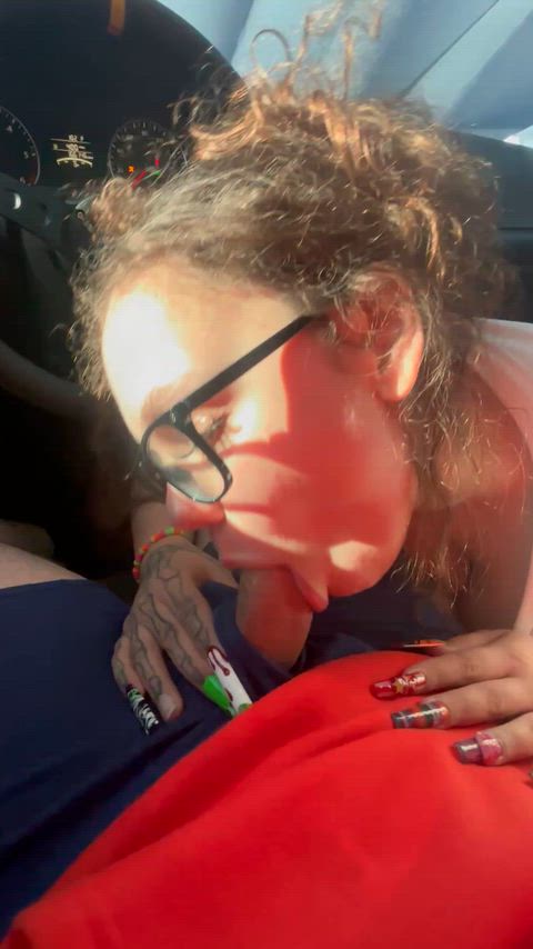 Draining his balls in the car 🥰😩