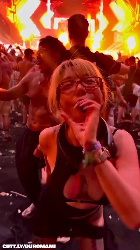 Amateur Blowjob Dancing Festival Funny Funny Porn Public Teen r/NSFWFunny Porn GIF by duromami