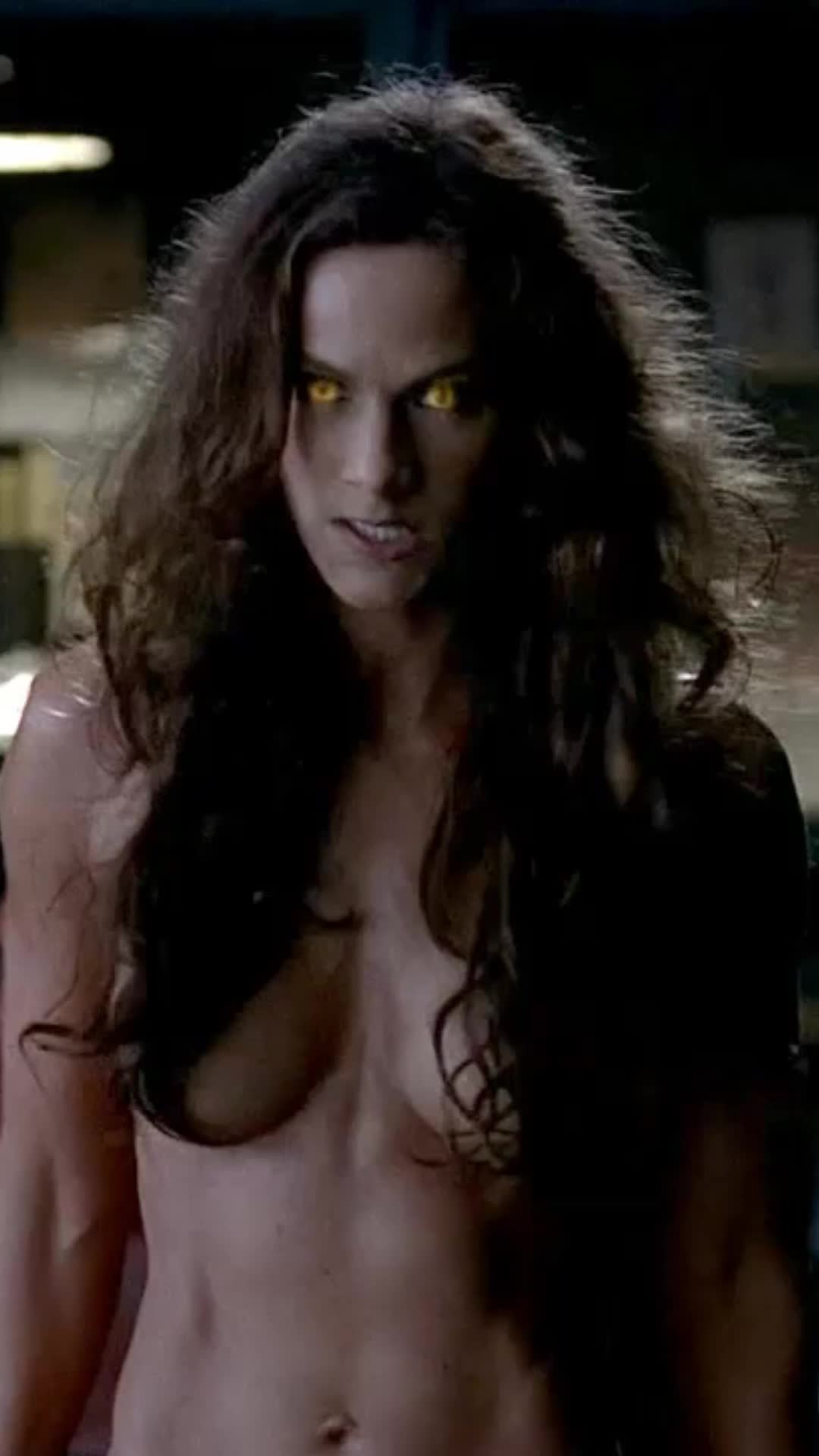 Kelly Overton BARE ASS plot in True Blood