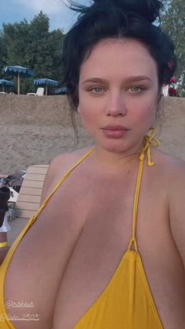 Blurred video preview