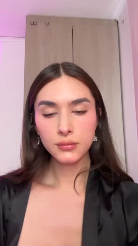 Would you jerk off to this video if I shared it with u the full