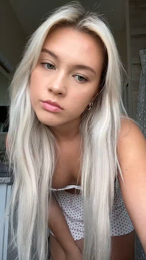 Hottie little barbie blondie teen