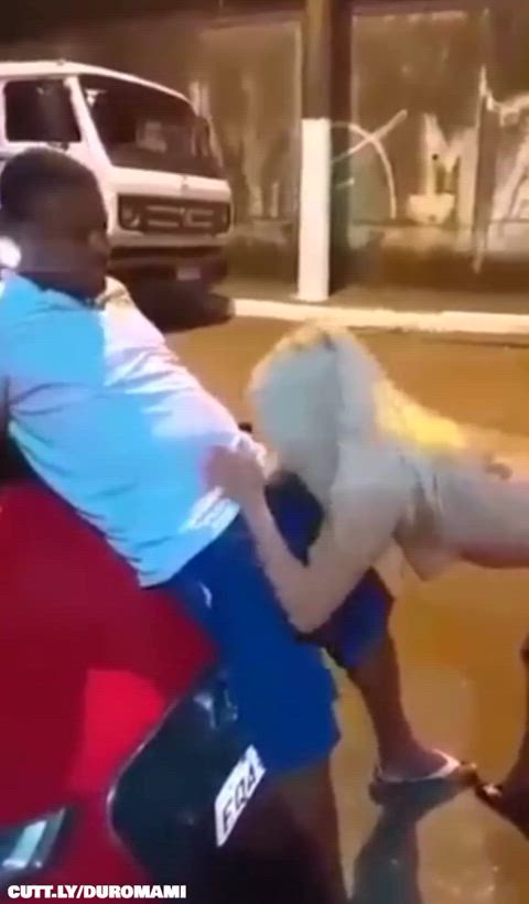 Amateur Blowbang Blowjob Cumshot Exposed Facial Gangbang Nudity Public r/ExposedToStrangers Porn GIF by duromami