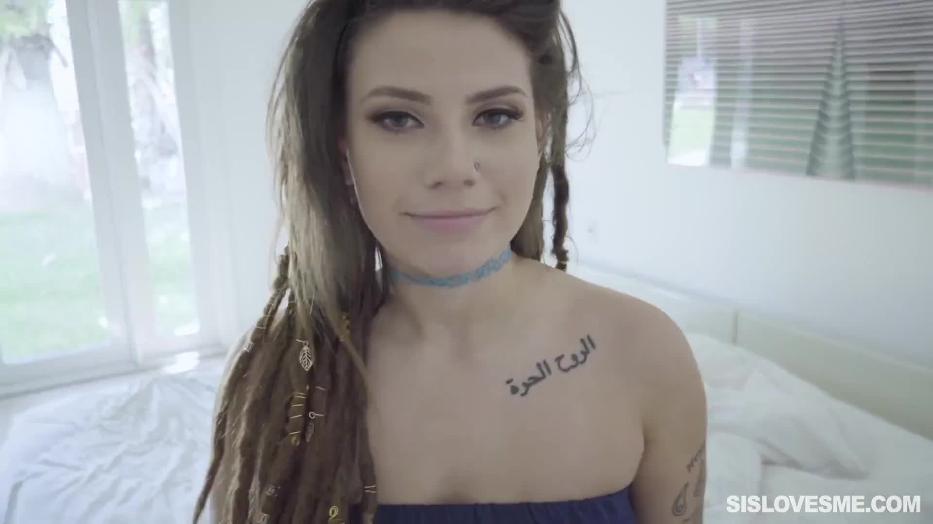 Stepsister Stash Snatch Porn GIF