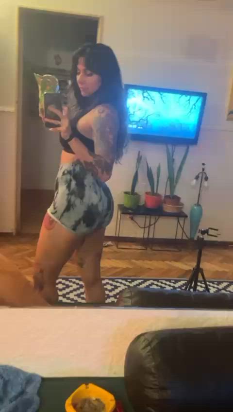 It's good to have a nanny, but a fitness trainer is better