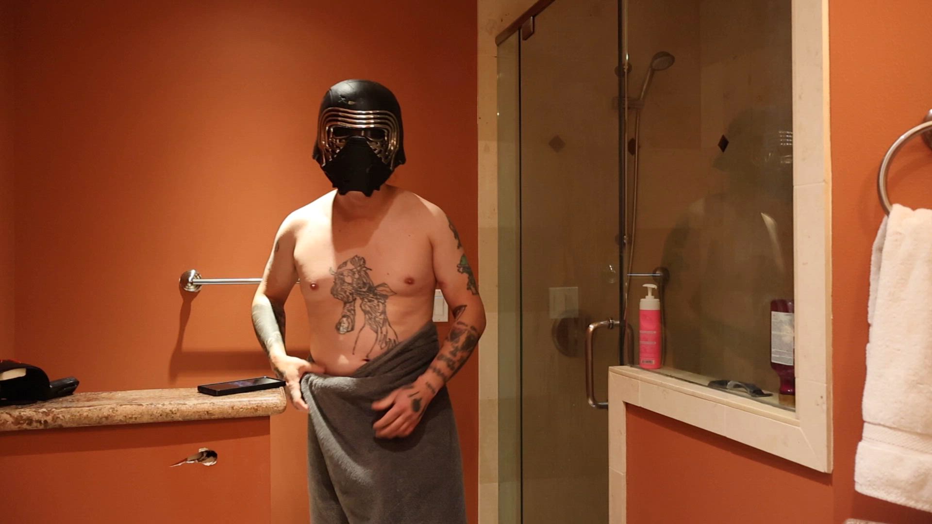 Kylo Ren reveals his other weapon