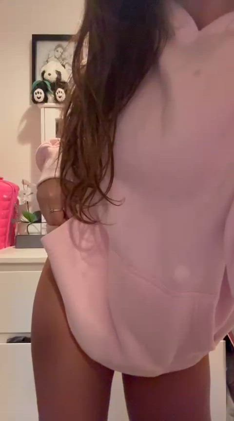 sending my cum vid to the first 77 men who say "yeah" below