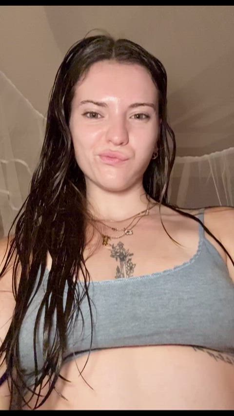 lets be friends who give eachother daily orgasms !!