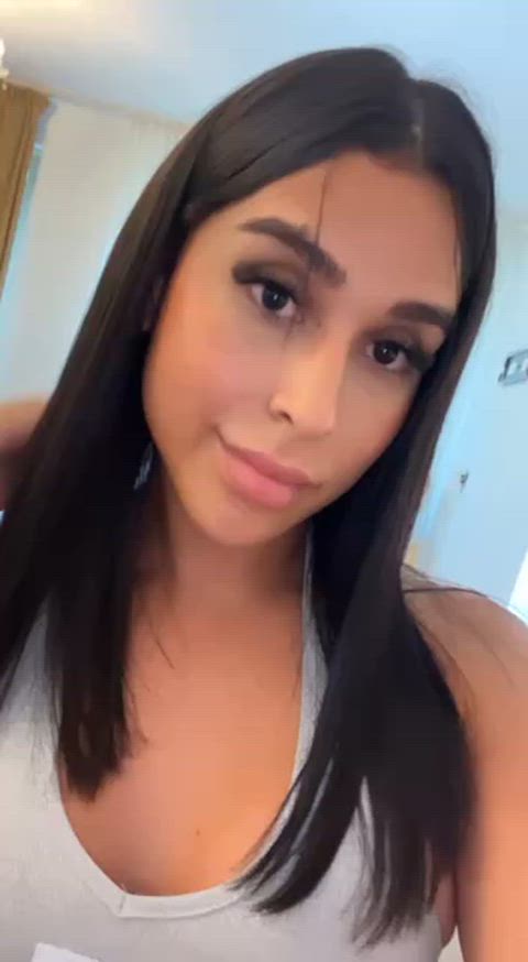 If I give you a blowjob on the first date, will you give me too?