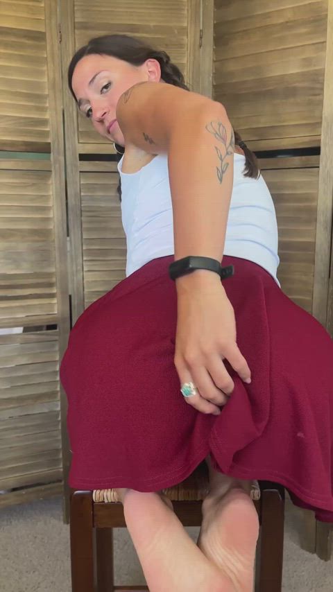 I love that moment I get to reveal what's been under my skirt (hint: it's a buttplug)