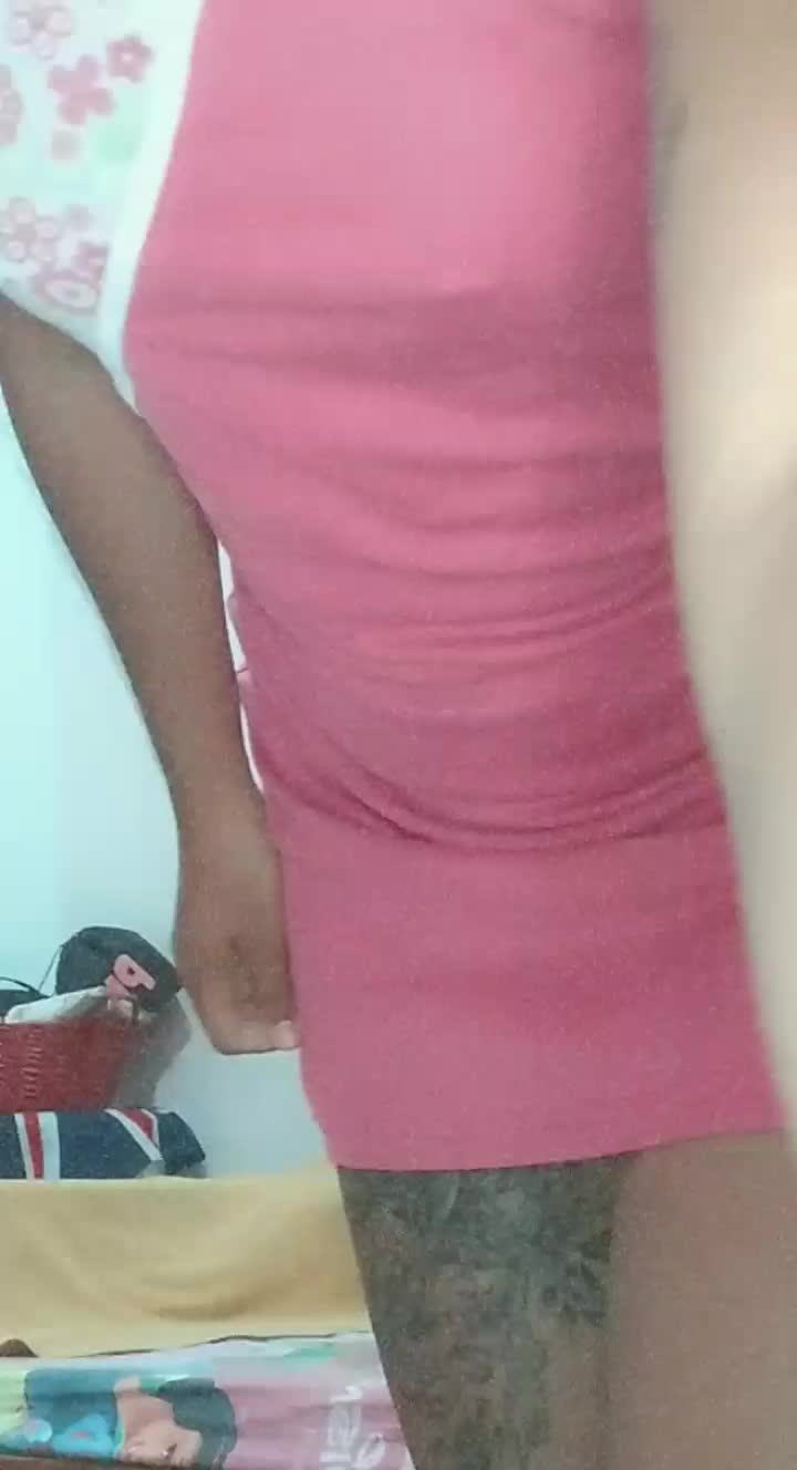 Follow me on Snapchat, KiK, Instagram and check out all the services I offer, photos, videos, GIFs, everything personalized to your wishes, GFE experience, sexting and more 😍😍💋 SC: k_perez974 / KiK: kar.perez974 / IG: Bunny.girl00