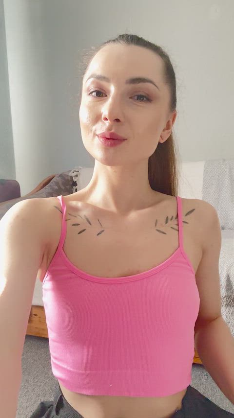 Titty reveal