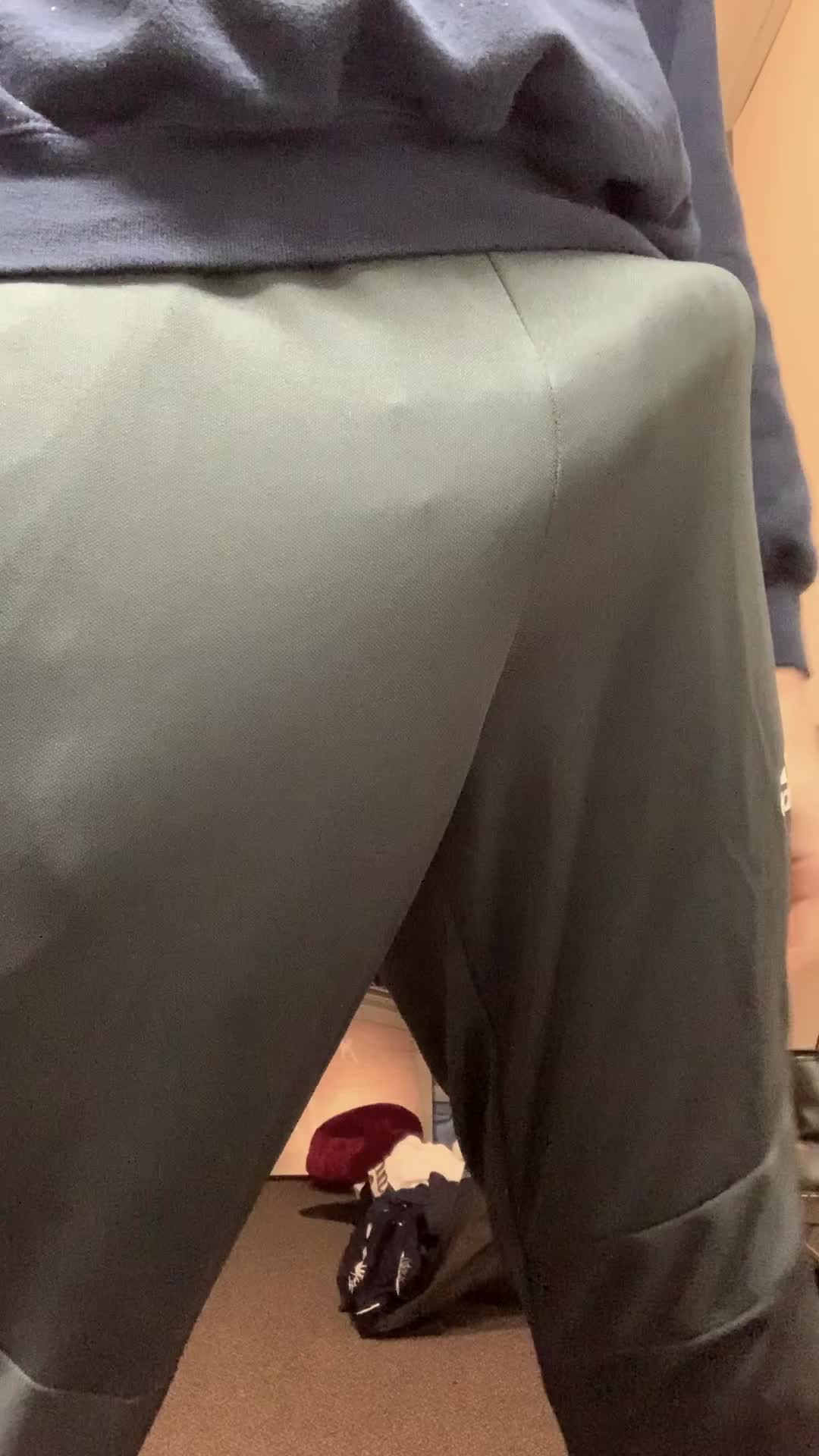 if you wanna play sometime let me know 😘
