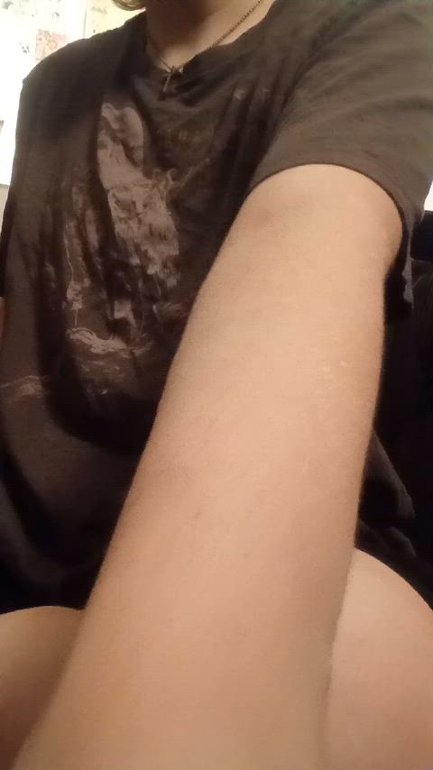 It's my first time ever sharing nudes, lowkey nervous but ey we ball 👉👉