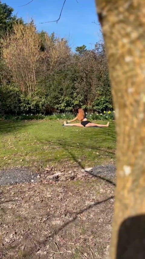 [oc] LolaDiamondUK - Park Yoga