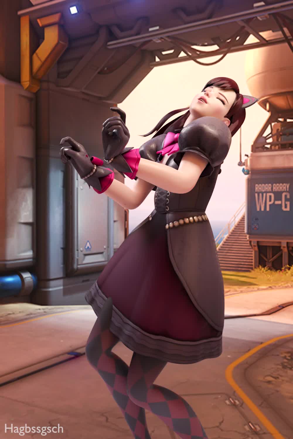 Dva dancing the Charleston