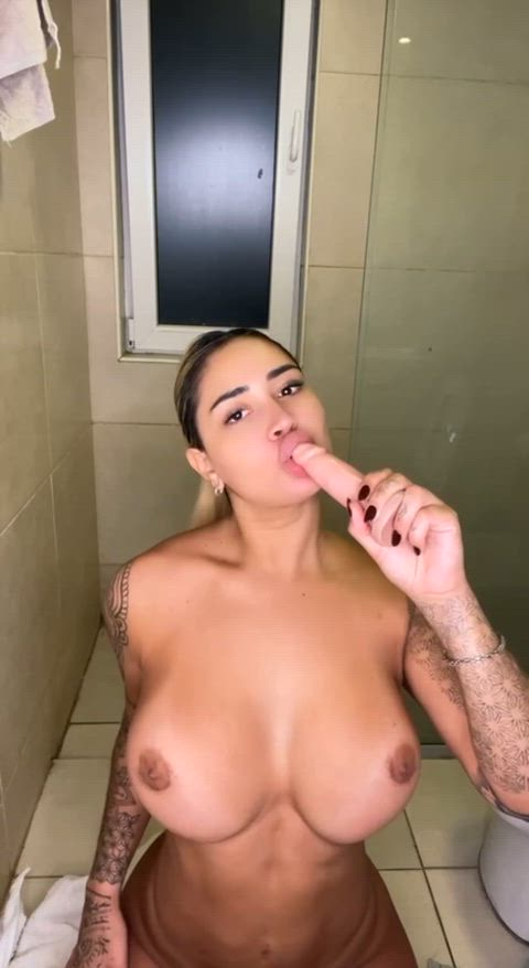 I bet you're getting hard already