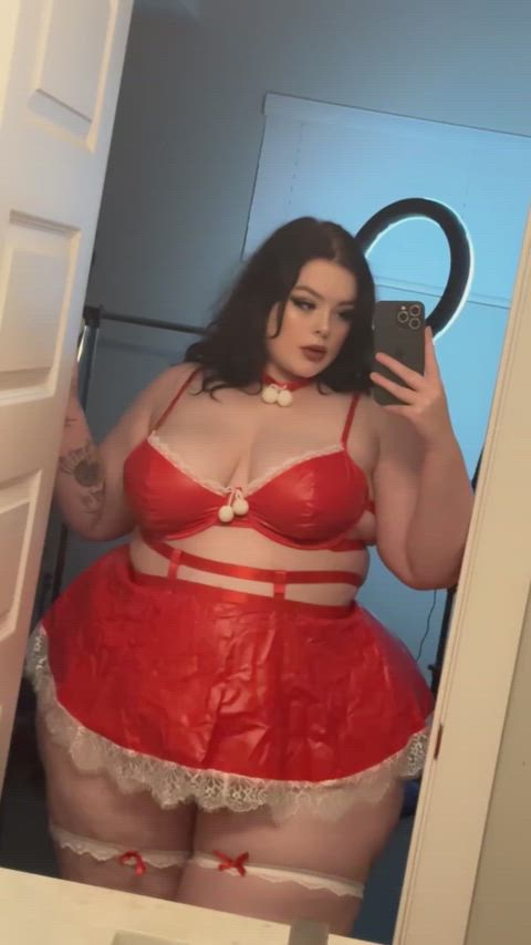 feeling the holiday vibes