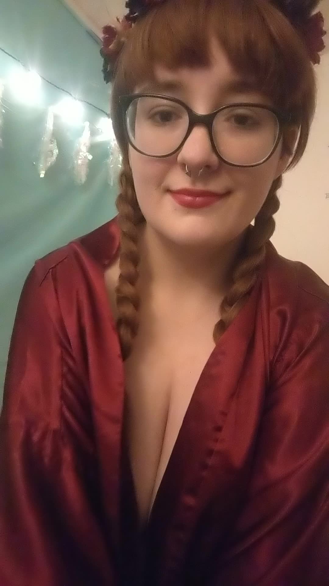 Are you a breast man? How about legs, or thighs? I won't judge if you prefer to eat ass.-friendly. If this post is up, I'm online!