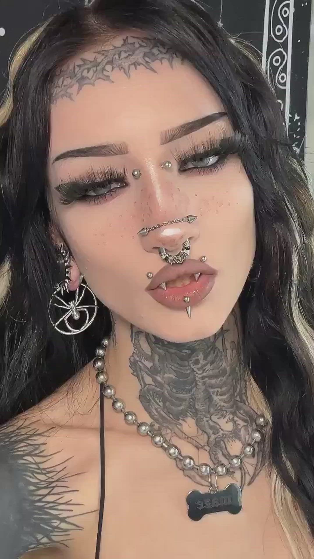 Alt, Goth, Non-nude, Piercing, Tattoo, Tattooed
