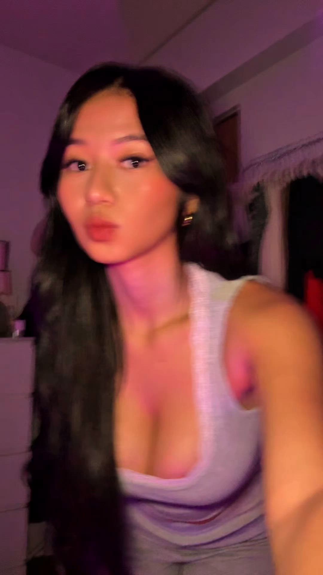 GIF thumbnail