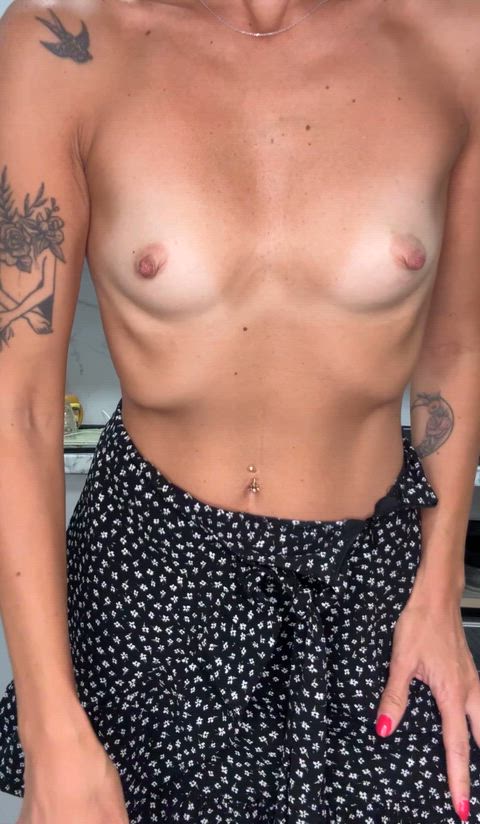 I find my tiny tits extremely hot