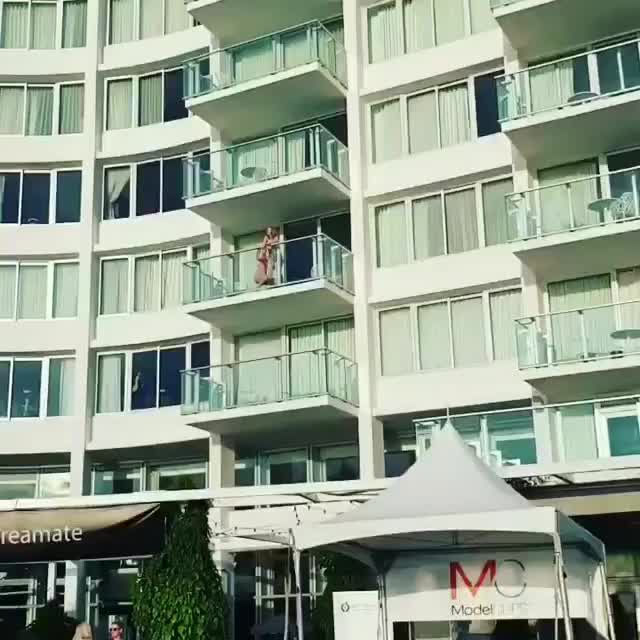 Filming on the balcony of our hotel in Xbiz Miami and this guy caught this interaction between me and one of the people who live at this hotel haha 😂