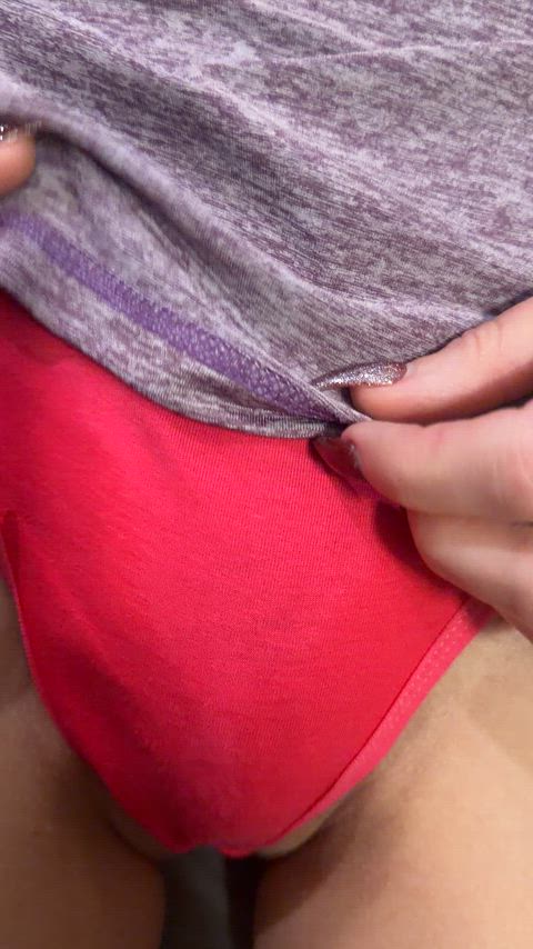 I may be off work but my pussy is working overtime at the cream factory!