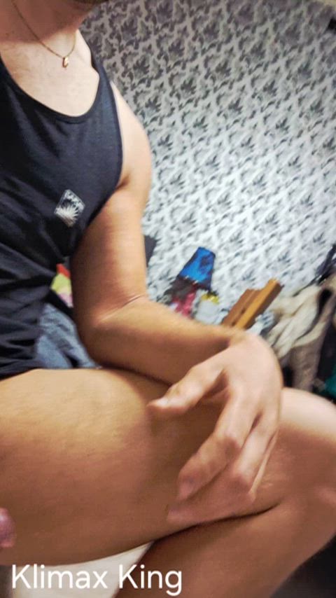 Hung like a horse,cum like a horse. Straight thumbnail