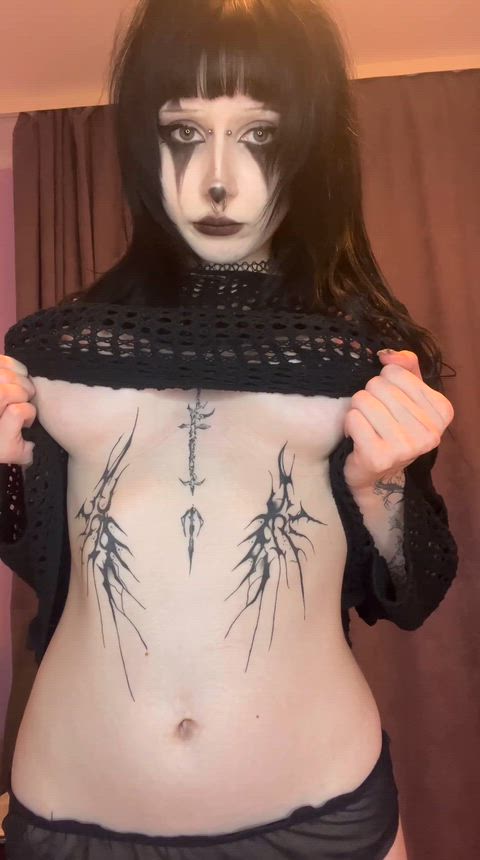 Would you open goth boobs?
