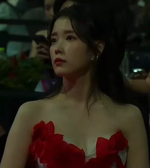 IU