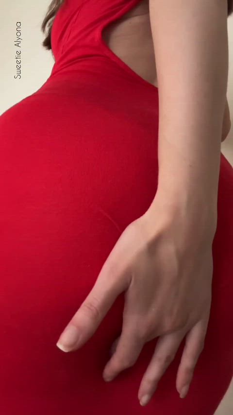 This tight dress makes my booty so hot